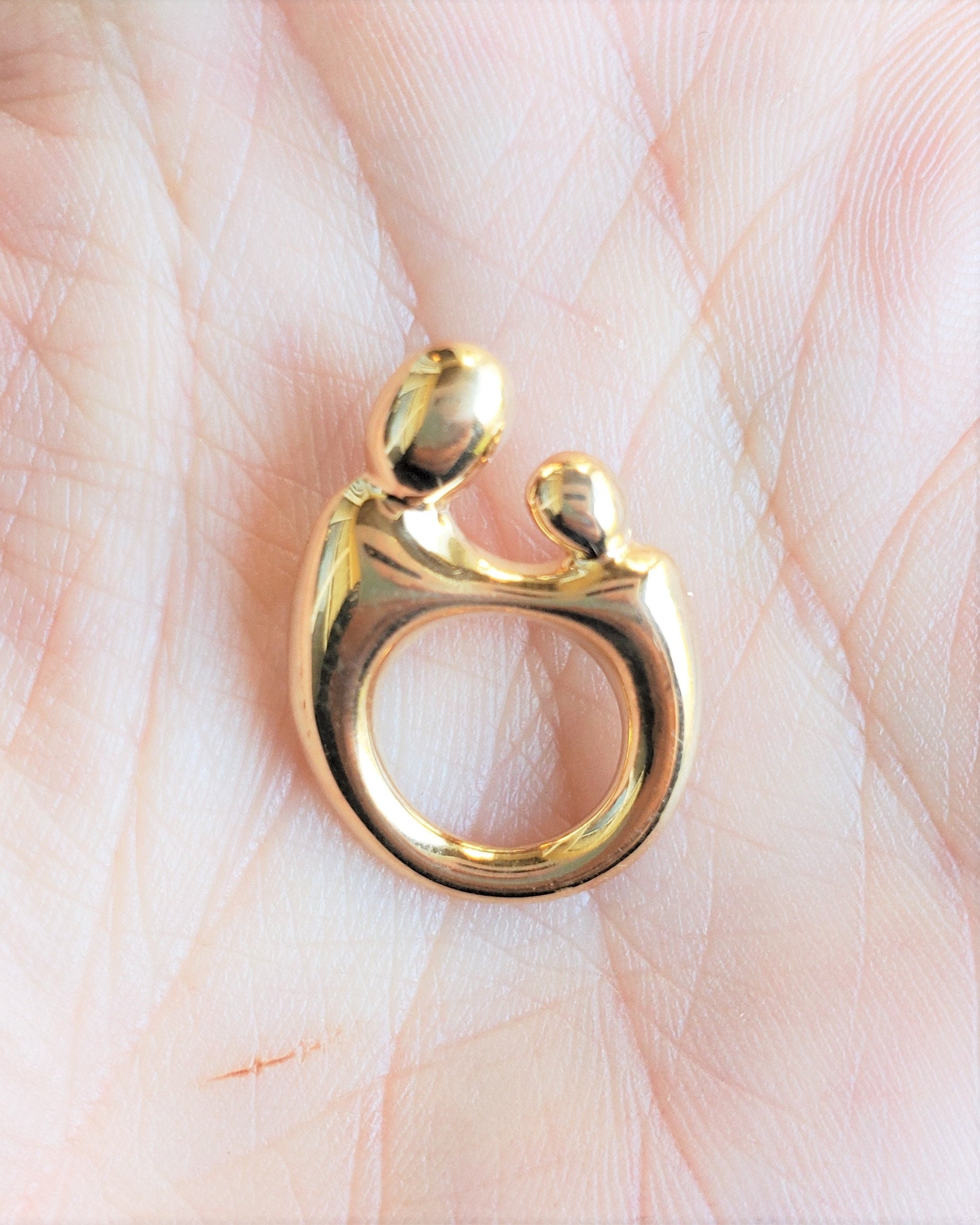 14K Gelbgold Großer Mutter Und Kind Anhänger/Brosche 14K Gelbgold Großer Mutter Und Kind Anhänger/Brosche von VintageJewelsMA