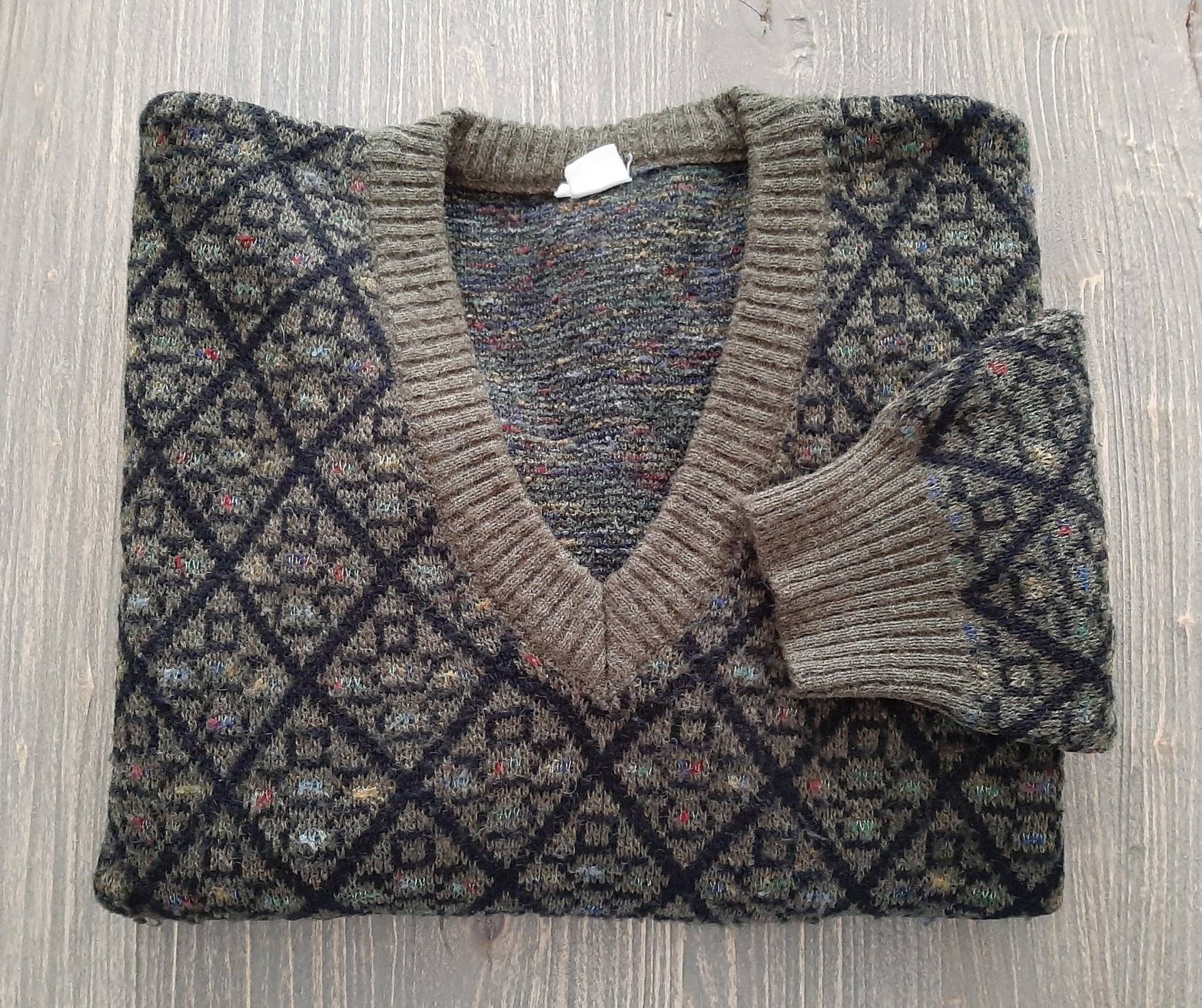Vintage Pullover Oversizestrickpulloversweaterwinterpullover Mit Crazy Pattern Aus Den 80S/90Soversize..sustainable Vintage Clothing von VintageKleidungStore