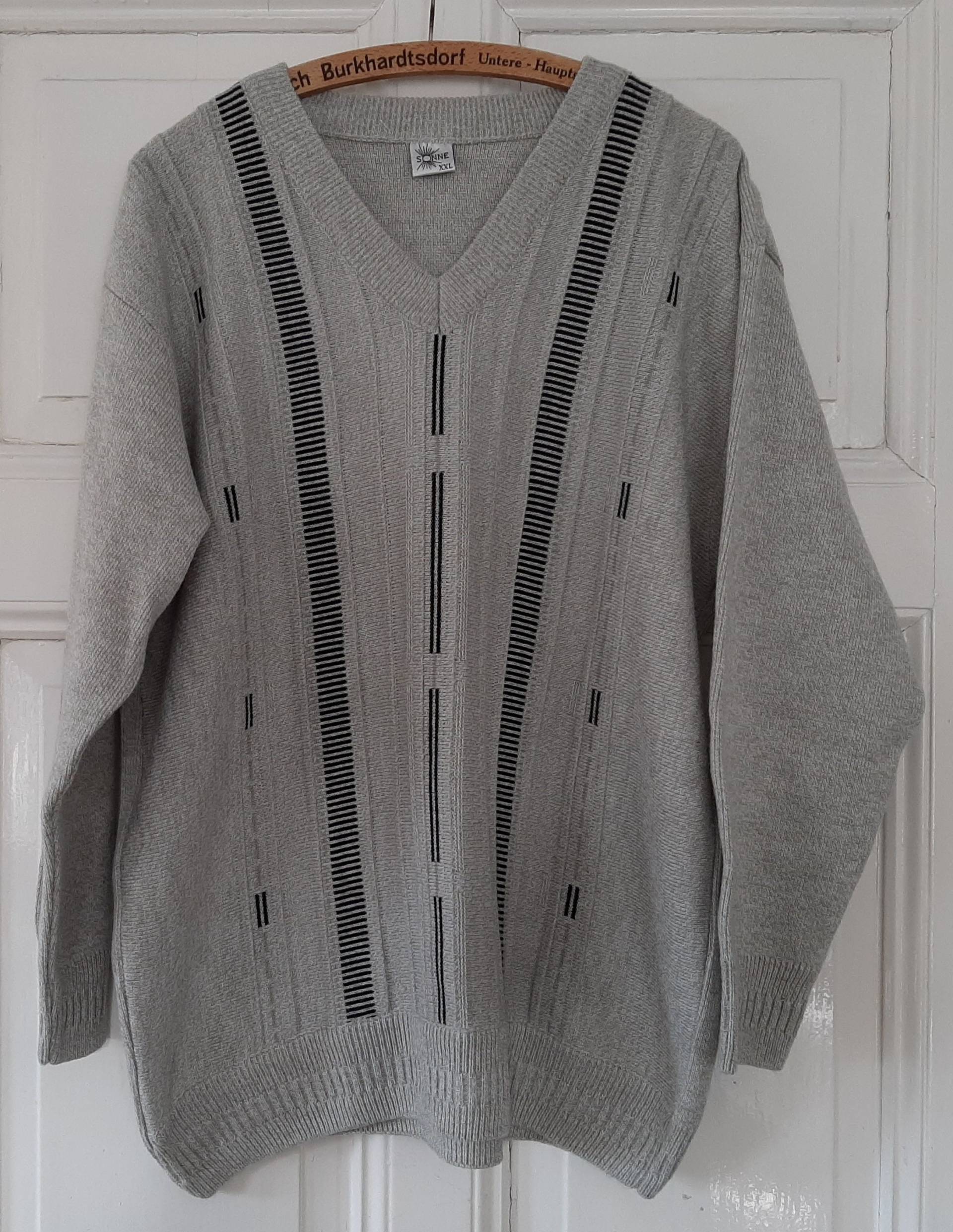 Vintage Pulloverstrickpulloverlangarmpullover Mit V-Neckv Ausschnitt...80S /90S Knitwear Clothing von VintageKleidungStore