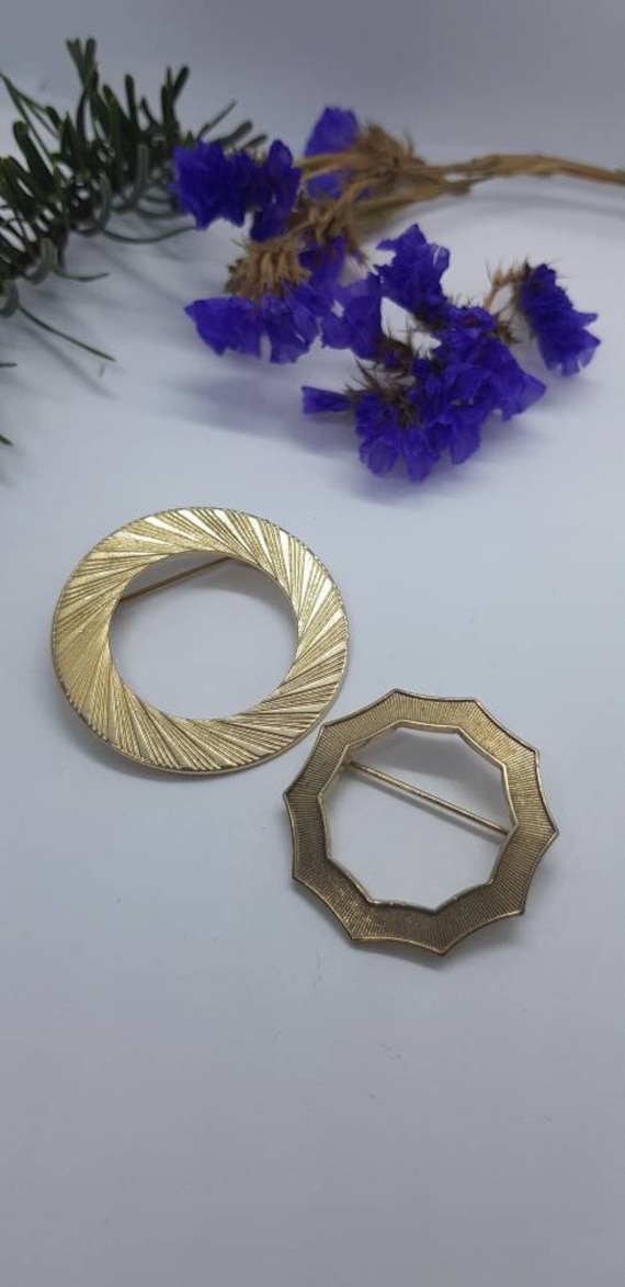 Schöne Vintage Gold Ton Brosche Aus Usa von VintageLaRetro