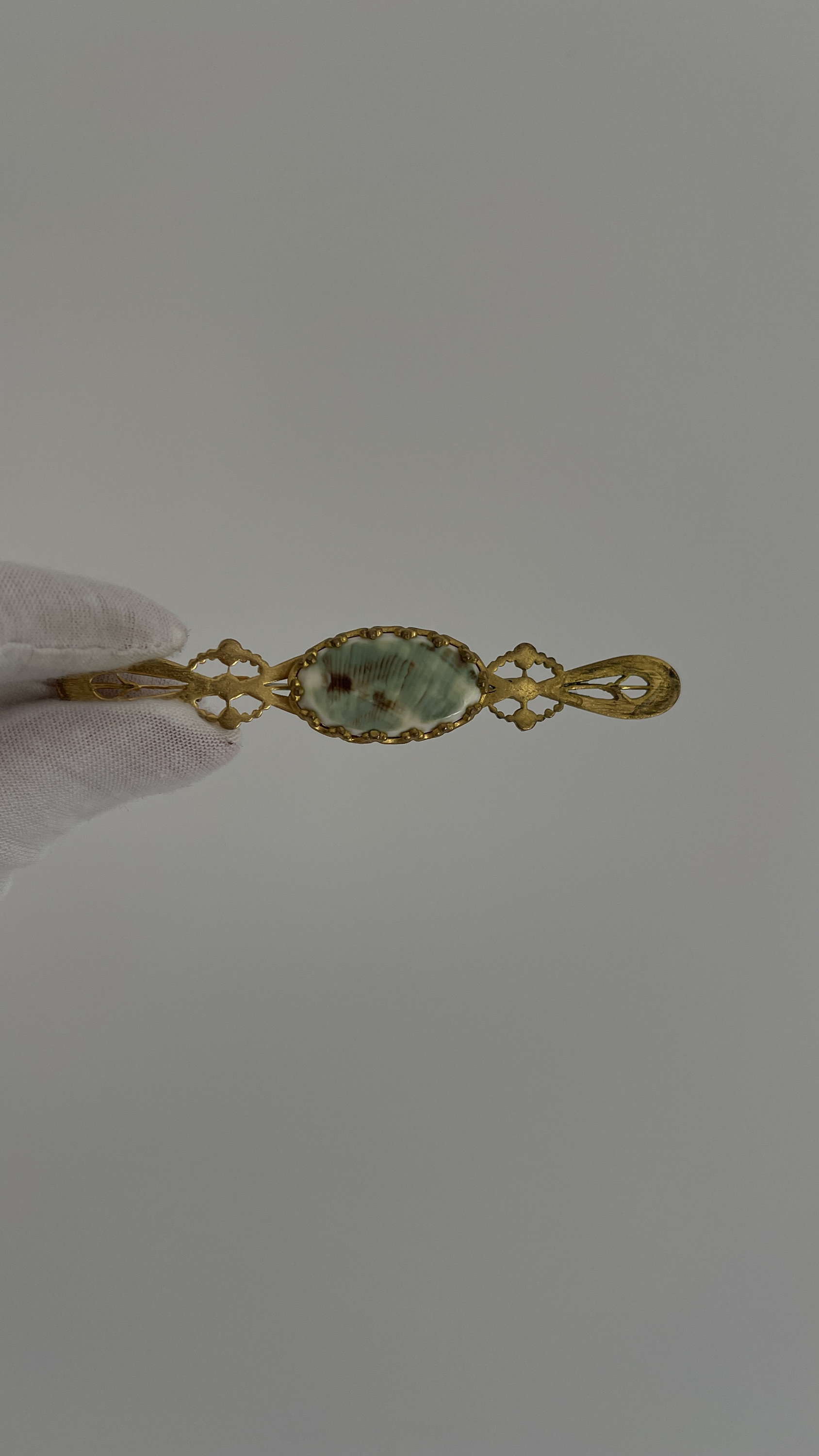 Vintage Grün Naturstein Cabochon in God von VintageLaRetro