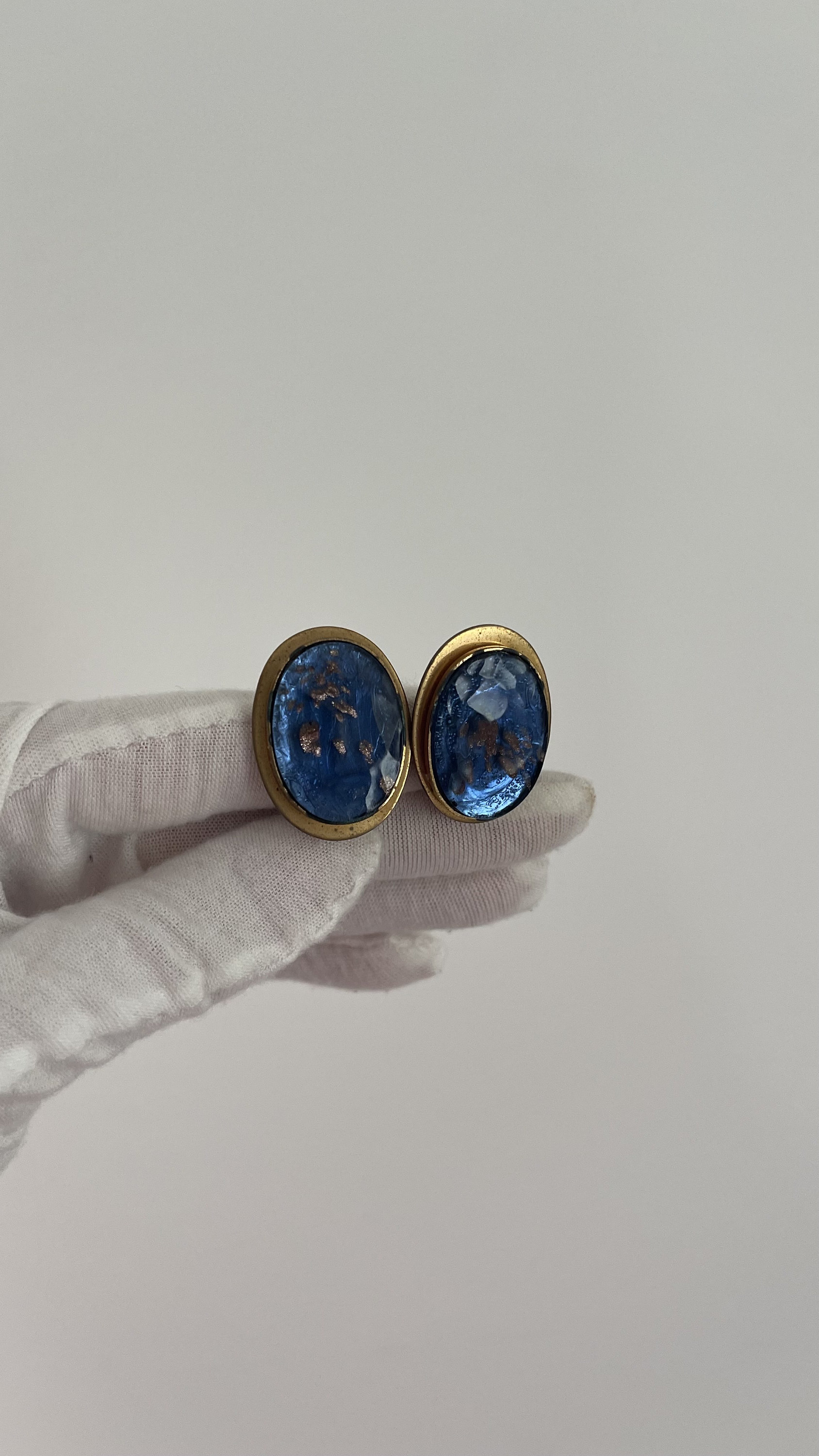 Vintage Ohrclips Blau Oval Modeschmuck von VintageLaRetro