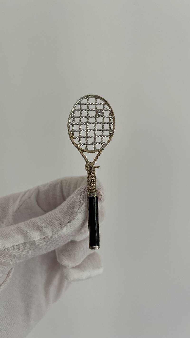 Vintage Tennisschläger Brosche Mit Ball von VintageLaRetro