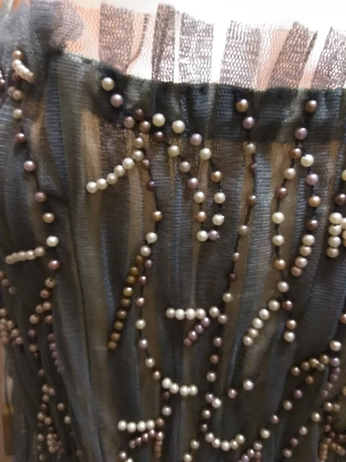 Vintage 90Er Jahre Abendkleid Seide Grau Blank London Beadwork von VintageLabr