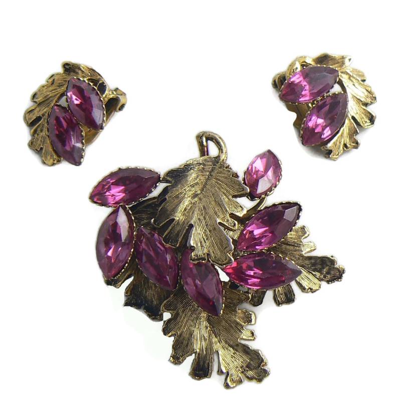 Fuchsia Rosa Strass Goldene Blätter Demi Parure von VintageLaneJewelry