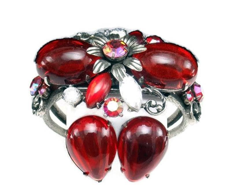 Vintage Selro Selini Rubin Rot Cabochon Manschette Armband & Ohrringe Set von VintageLaneJewelry