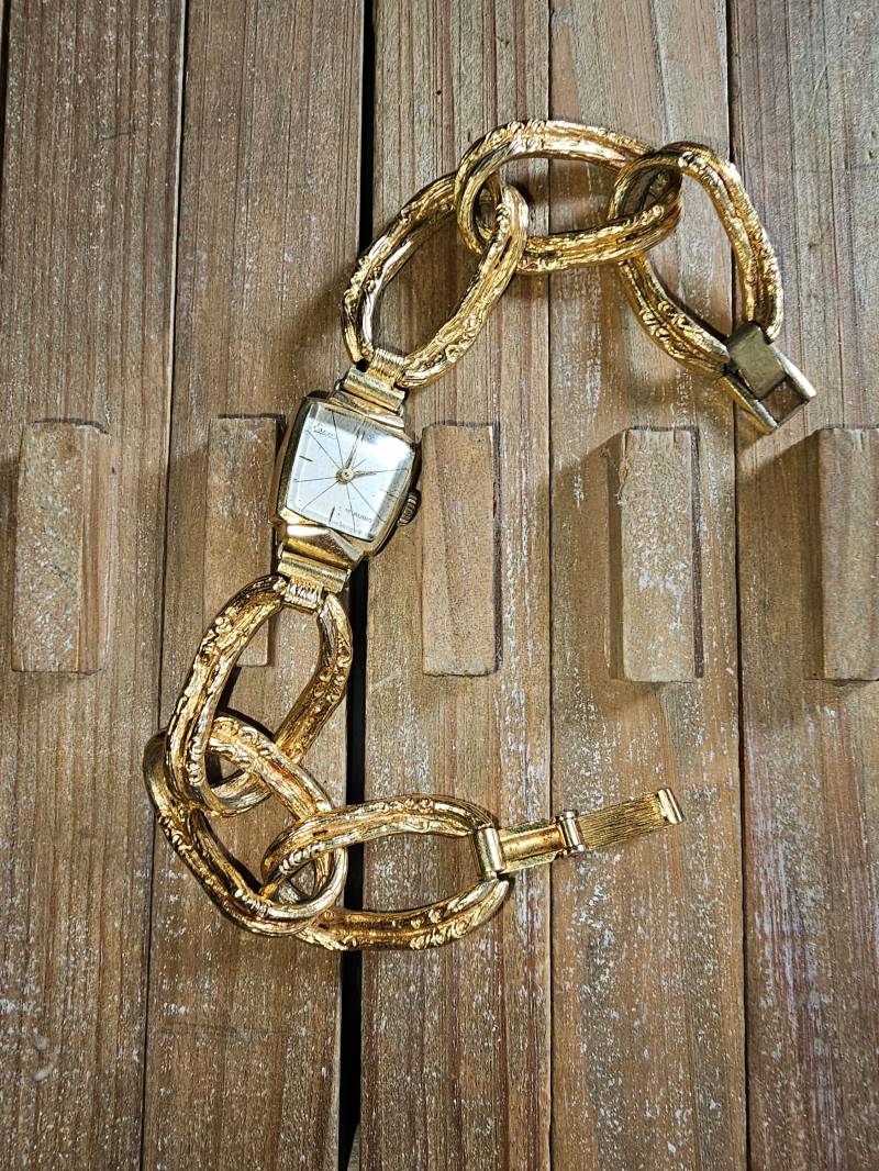 Esco 17 Rubis Antike Uhr von VintageLove6161