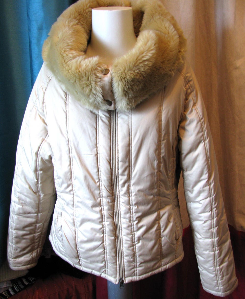 Vintage Kunstpelzkragen Winterjacke, M von VintageLoveBoutique