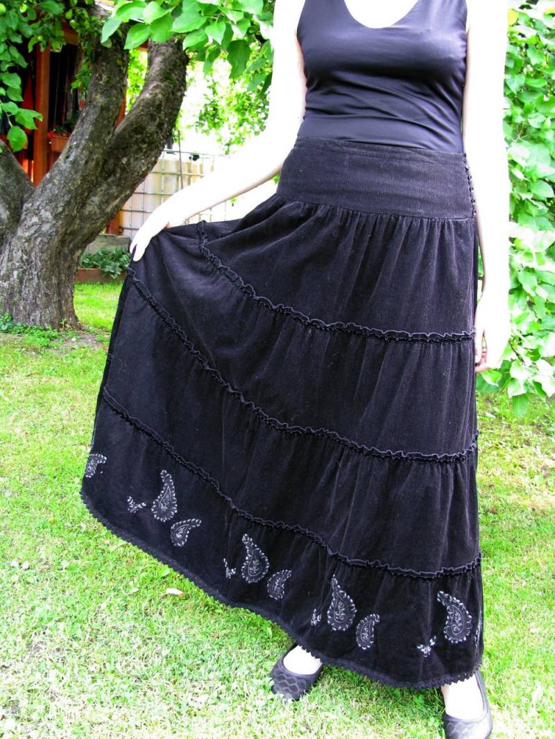 Vintage Langer Samtrock Boho-stil Samtrock/ Rock/ Winterrock Hippie-stil von VintageLoveBoutique