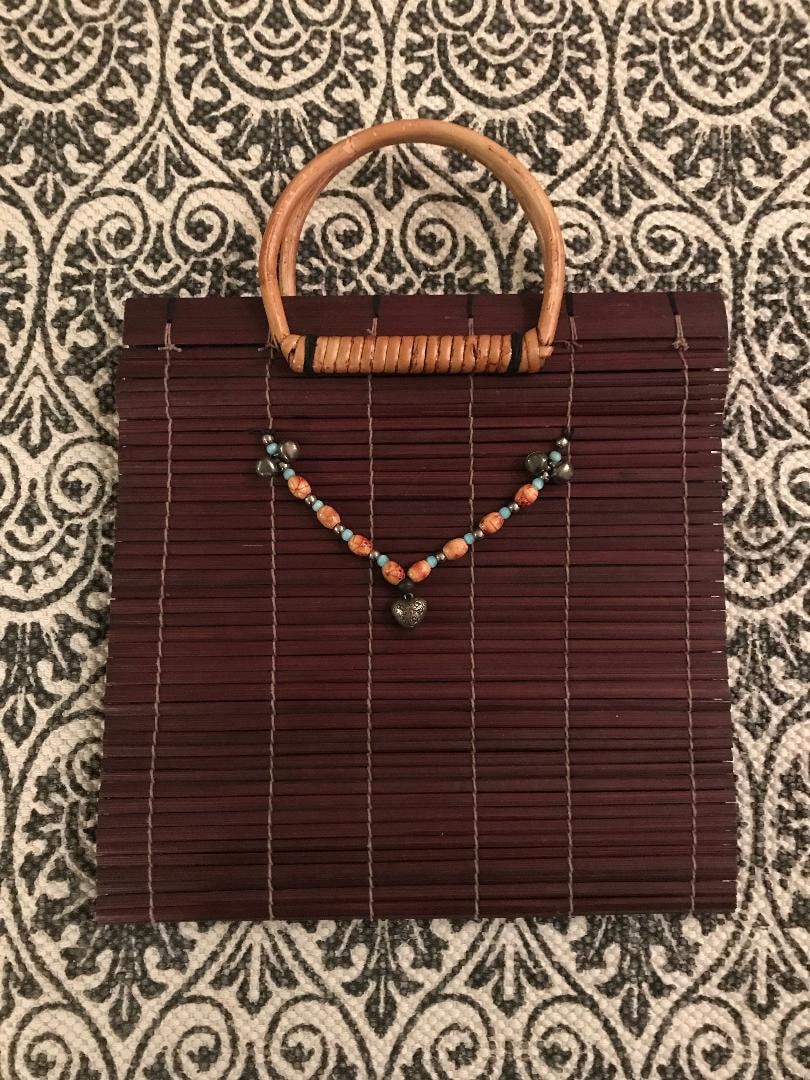 Retro Bambus Perlen Handtasche/Geldbörse Kupplung Top-Griff Boho Burgunder Kastanienbraun Griffe Sommer Urlaub Retro Bambus Perlen Handtasche/Geldbörse Kupplung Top-Griff Boho Burgunder Kastanienbraun Griffe Sommer Urlaub von VintageLoveDesignCo