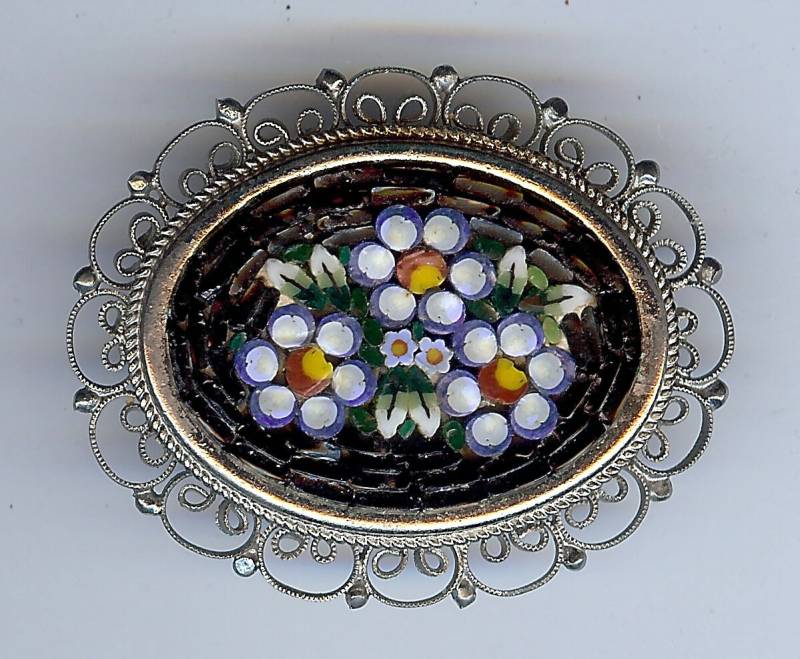 Vintage Italien Verzierten Rahmen Silber Micro Mosaik Blumen Pin Brosche von VintageLovedOne