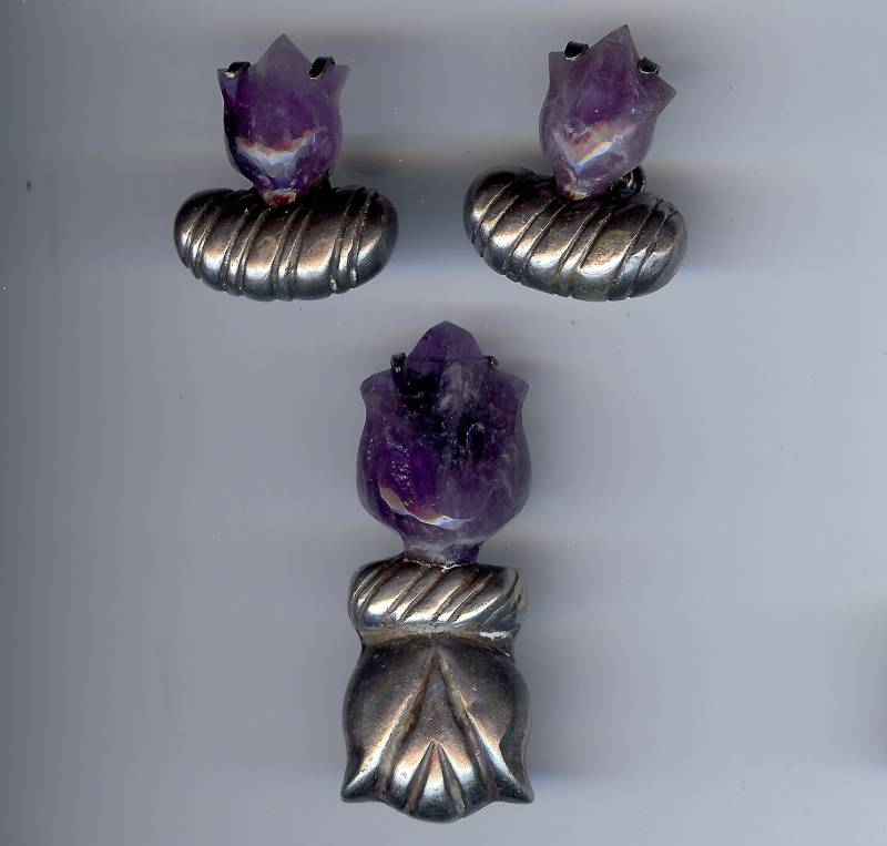William Spratling Vintage Mexico Silber Geschnitzt Amethyst Tulpe Stift & Ohrringe von VintageLovedOne