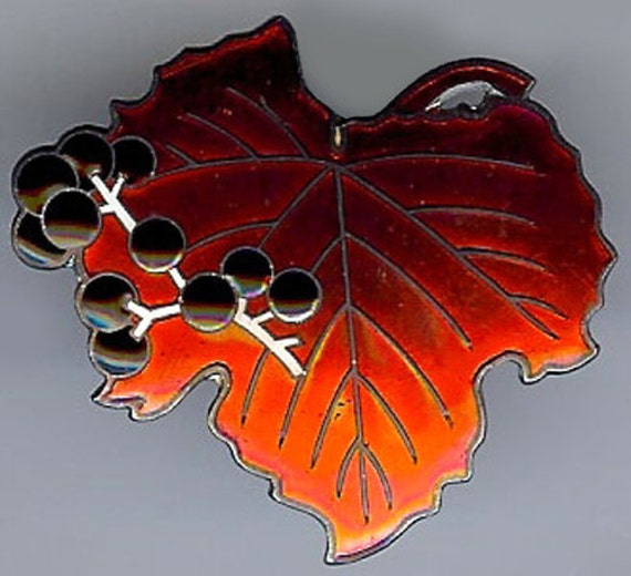 Wunderschöne Vintage Sterling Silber Rote Emaille Maple Leaf & Berries Brosche von VintageLovedOne