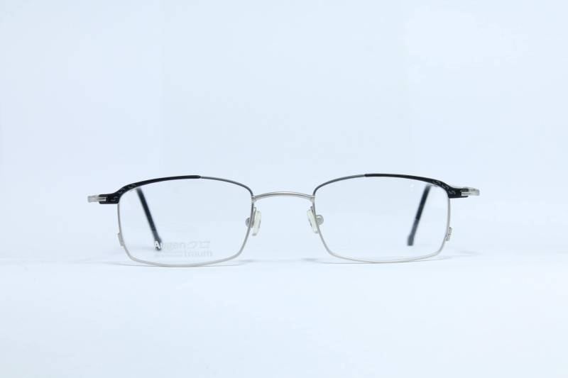 Rectangular Augentraum 828-1 Rare Unique Vintage Eyeglasses Frame Occhiali Lunettes Gafas Bril Glasögon Vle06 Rectangular Augentraum 828-1 Rare Unique Vintage Eyeglasses Frame Occhiali Lunettes Gafas Bril Glasögon Vle06 von VintageLuxusEyes