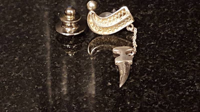 Vintage Krawatte Tack Sterling Silber Verziert Funktionale Figürliche Scimitar Schwert Angeboten Von Herren Swag Dh-1 von VintageMenSwag