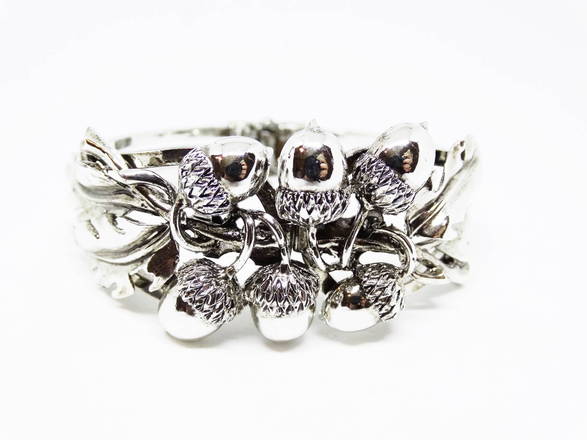 1960Er Jahre Eichel-Klemm-Armband Silberfarbenes Metall-Eichel-Klemme von VintageMinks