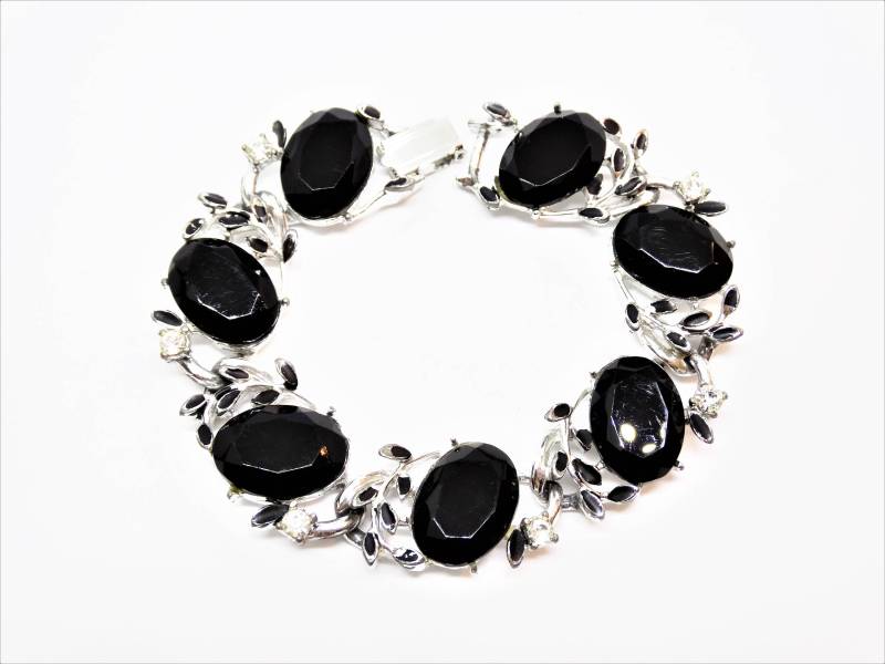 1960Er Jahre Schwarz Emailliertes Silber Ton Metall Blatt Armband Strass Glas 1960Er Jahre Schwarz Emailliertes Silber Ton Metall Blatt Armband Strass Glas von VintageMinks