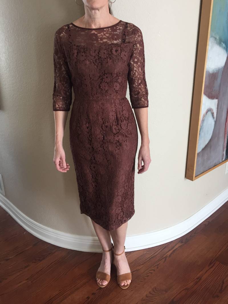 Vintage Braune Spitze Fitted Dress Modern Vintage Braune Spitze Fitted Dress Modern von VintageModSquad