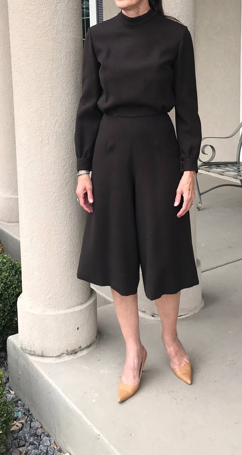 Vintage Moderne Braune Wolle Jumpsuit Passende Weste Vintage Moderne Braune Wolle Jumpsuit Passende Weste von VintageModSquad