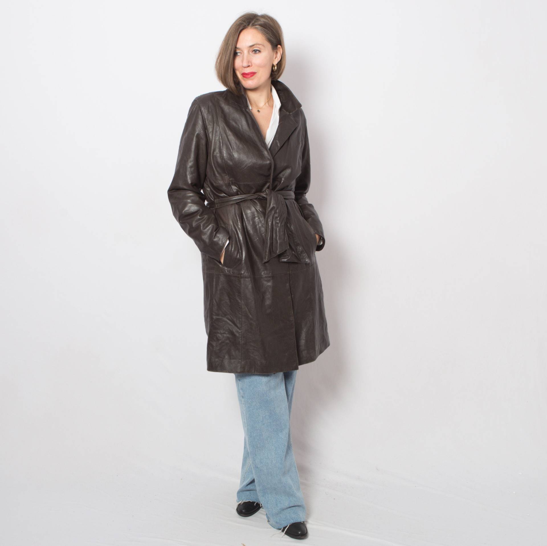 Luxus Oakwood Vintage Braun Leder Trenchcoat Frauen Zeitlos Klassisch Passt M, L Größe von VintageNr5