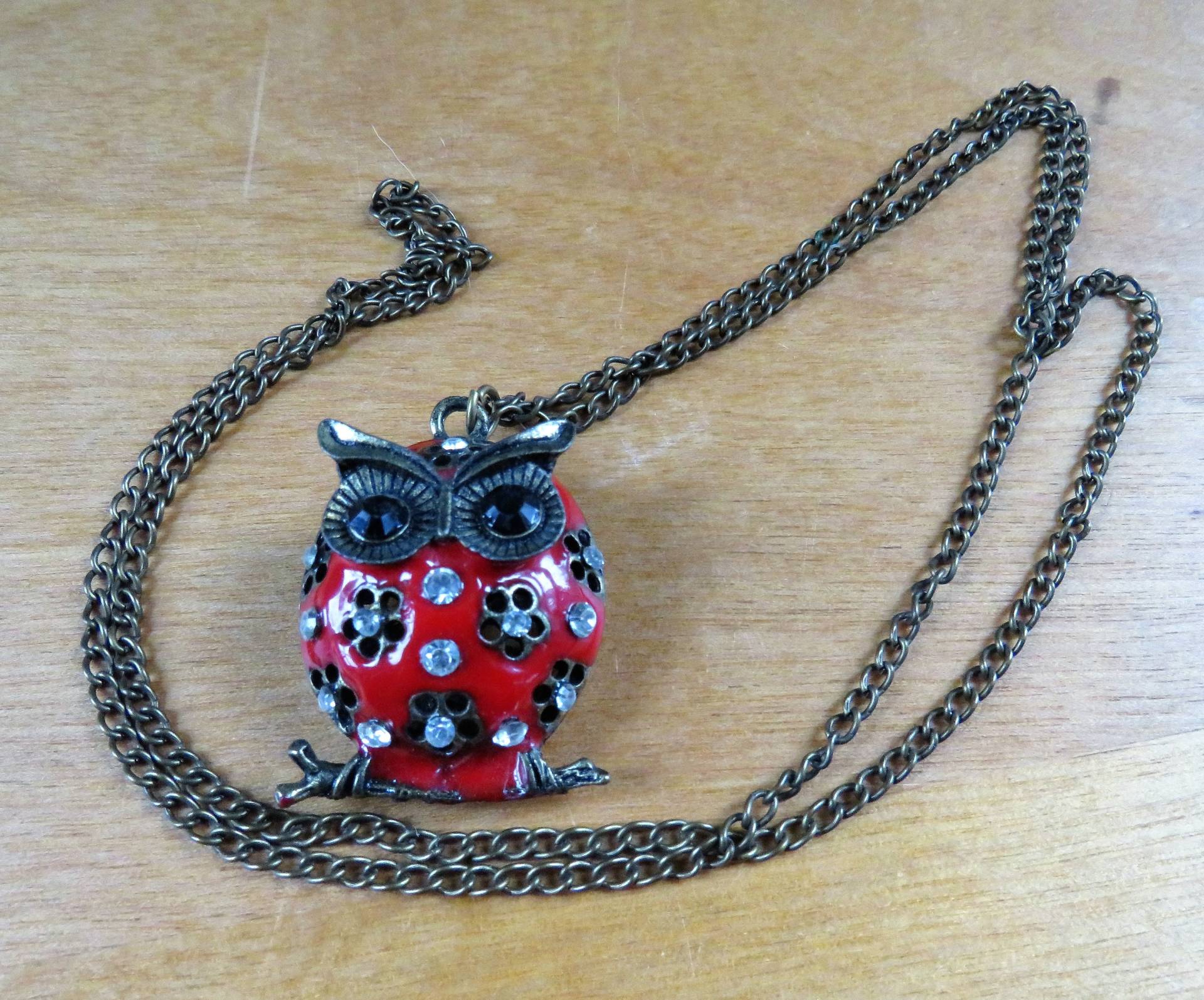 Rot Schwarz Bronze Strass Eule Goldfarbene Eulen Anhänger - Tolles Lehrer Geschenk Geschwollent, Löchrig Und Dreidimensional Zugleich Back Toschool Rot Schwarz Bronze Strass Eule Goldfarbene Eulen Anhänger - Tolles Lehrer Geschenk Geschwollent, Löchrig Und Dreidimensional Zugleich Back Toschool von VintageOak
