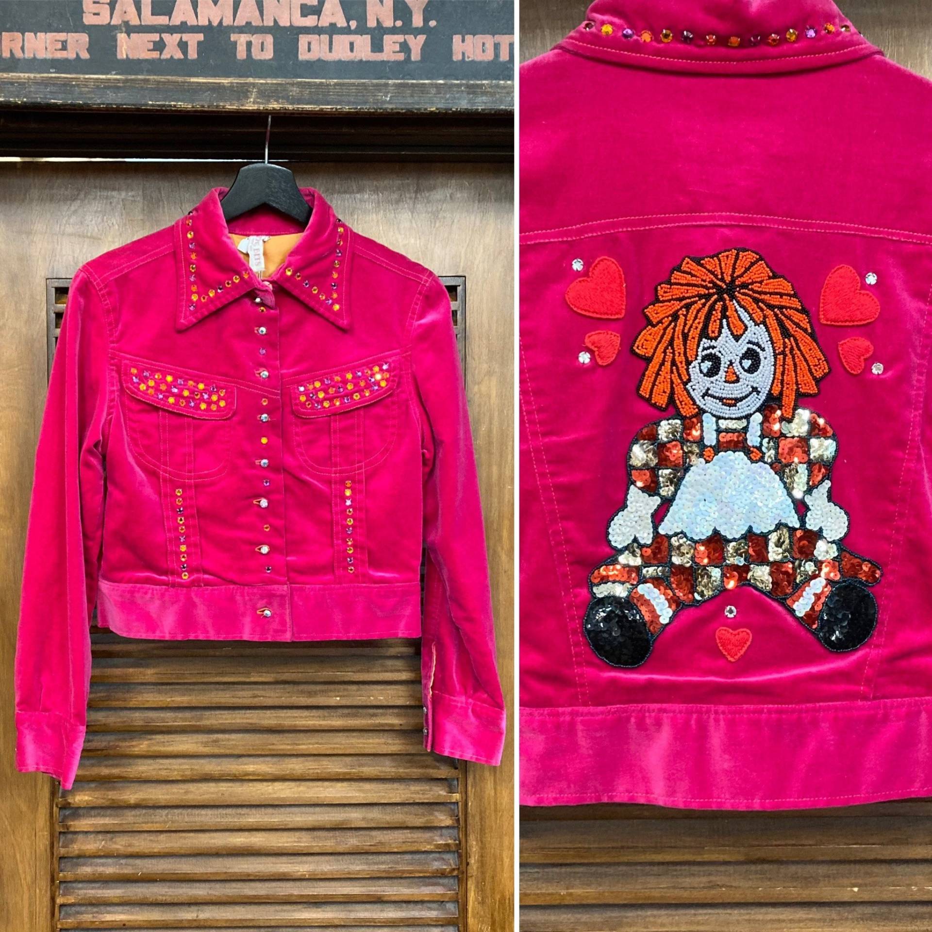 Vintage 60Er Jahre Pink Samt Mod Raggedy Ann Design Cropped Jacke, Trucker Strass, Kleidung von VintageOnHollywood