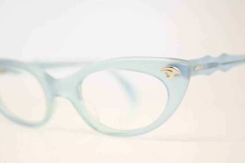Baby Blaue Katzenaugen Brille Verblassen Vintage Brillengestelle Baby Blaue Katzenaugen Brille Verblassen Vintage Brillengestelle von VintageOpticalShop
