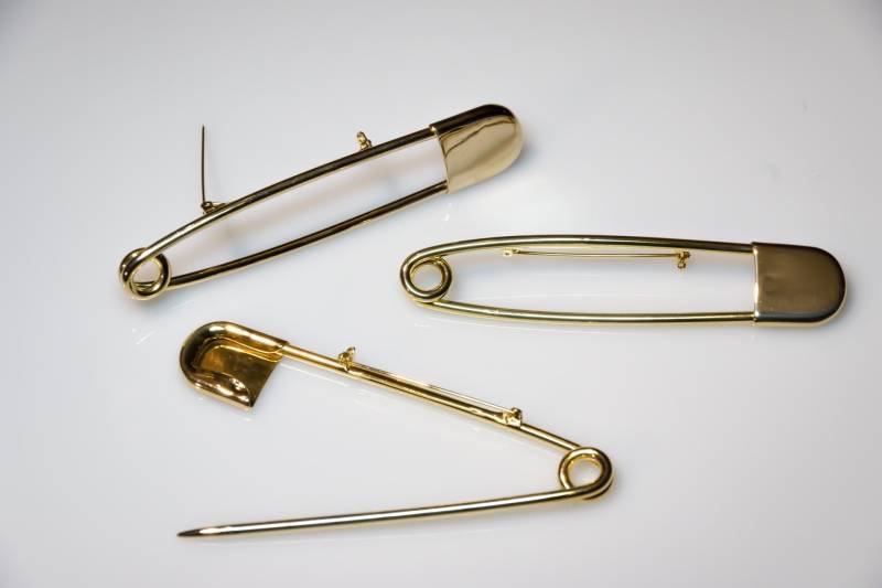3 Pcs. Safety Pin Brooch Gold Extra Large Xxl 4.3" Long - Vintage Brooch From The 80S Sicherheitsnadel Brosche 80Er Jahre von VintageOrganaut