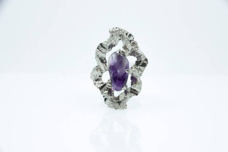 Brutalist Pendant - Scandinavian Mid Century Style 60S Real Gemstone Silver Or Rhodium Plated With Amethyst Excellent Condition von VintageOrganaut