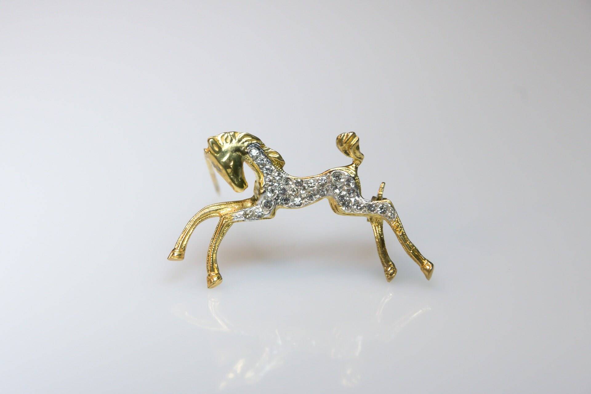 Filligree Vintage Horse Brooch - 800 Silver Gold Plated With Crystal Rhinestones Marked On The Back Silber Brosche Pferd 80Er Jahre von VintageOrganaut