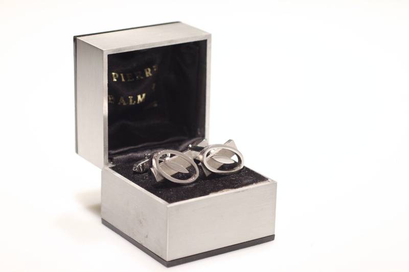 Manschettenknöpfe Pierre Balmain Paris Versilbert Rhodiniert Vintage Cufflinks 1970 Couturier Modernist Designer Dandy Style Dapper von VintageOrganaut