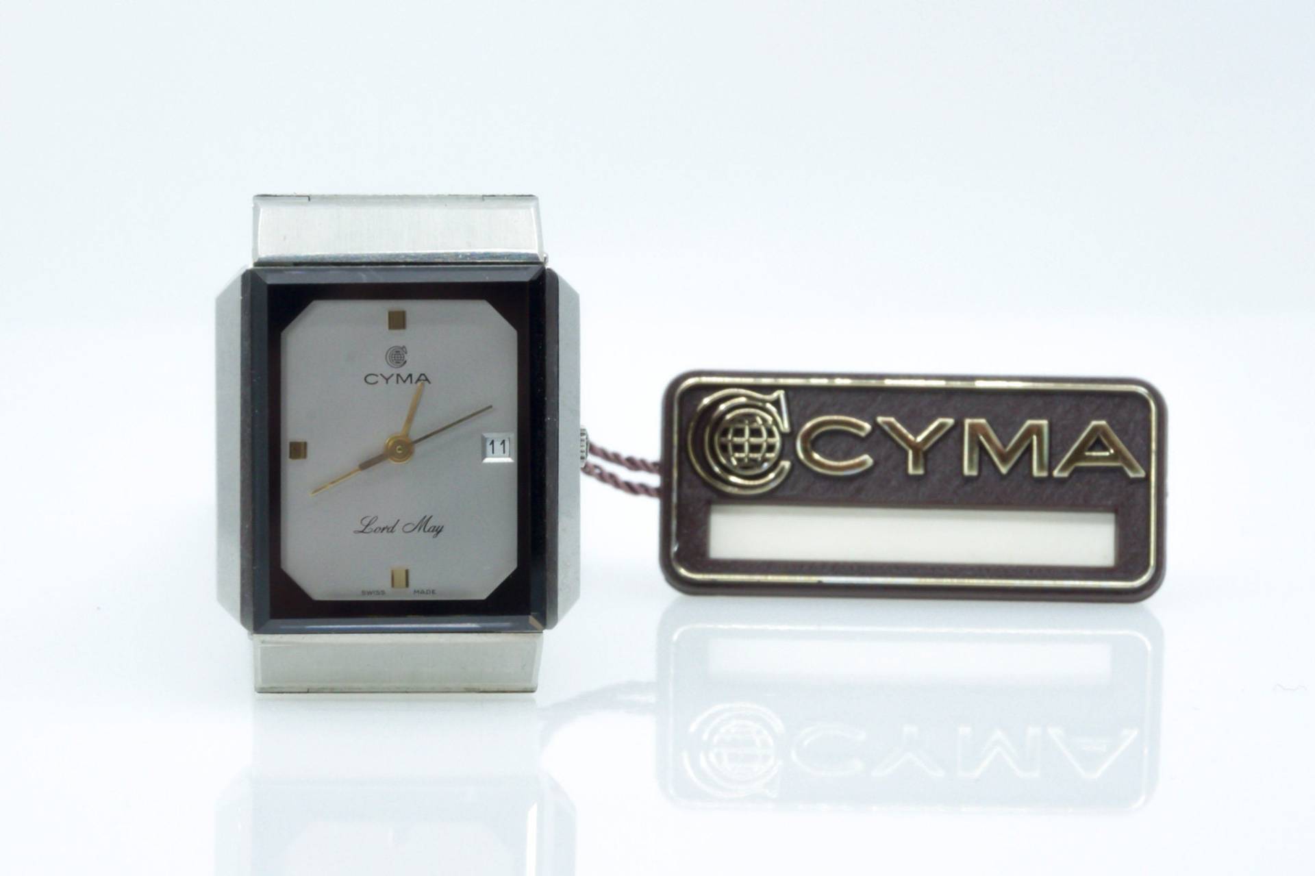 Very Rare Cyma "Lord May" 1982S Vintage Wrist Watch Extra-Thin Quartz Movement & Original Box, Swiss Men Facetted Steel von VintageOrganaut