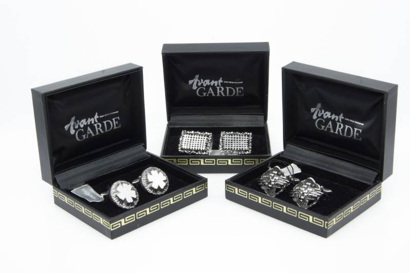 Wholesale Lot - 3 Pairs Avantgarde Cufflinks 18K Rhodium Plated Vintage 1970S Collection Designer Manschettenknöpfe 70S Dapper Dandy Style von VintageOrganaut