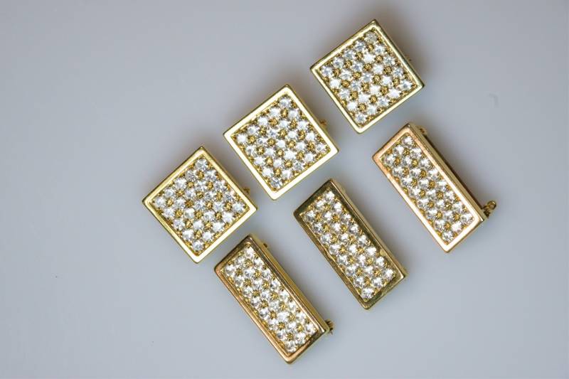 Wholesale Lot - 6 Pcs. Geometric Brooches Vintage 80S Rectangle & Square Rhinestone Brooch Pin Gold Plated Excellent Condition von VintageOrganaut