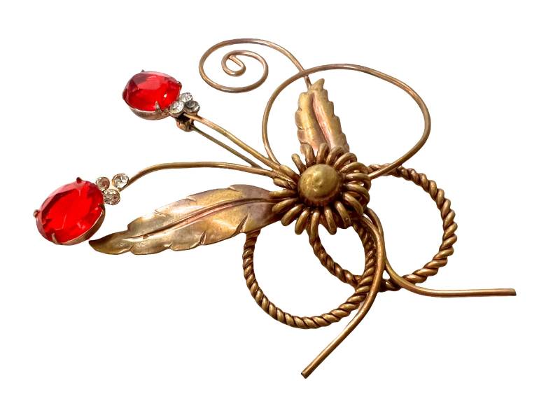 Mid Century Rote Blumen Brosche ~ Jugendstil Pin Hollywood Regency Ära Statement Stück Roter Stein von VintageParamour