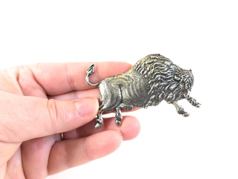 Vintage Aufladen Büffel Pin ~ Southwestern Bison Statement Stück von VintageParamour