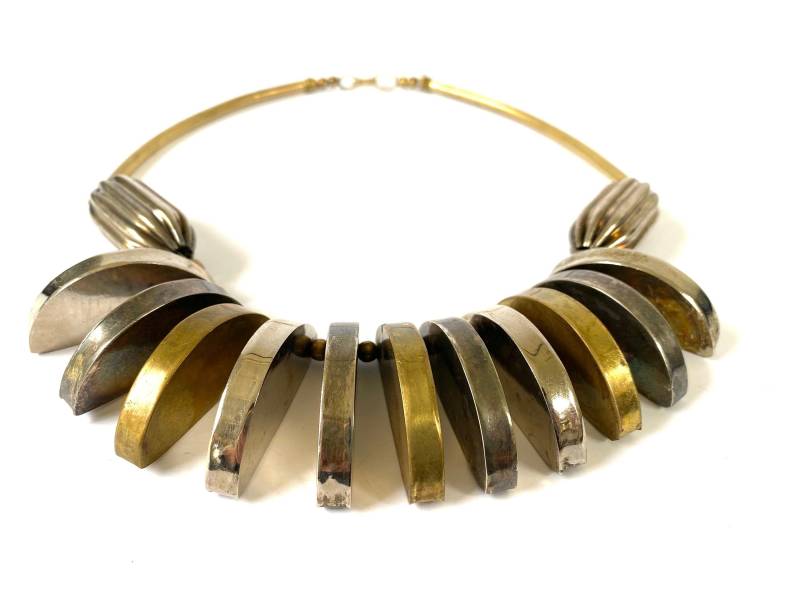 Vintage Boho Messing & Silber Statement Halskette ~ Halb Scheibe Geriffelte Perle Kunstwerk Unikat Handarbeit 1980Er Jahre Abstrakte Metallarbeit von VintageParamour