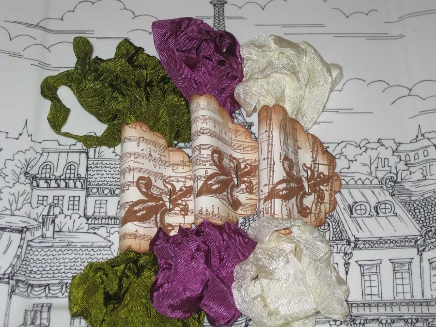 Scrunched Seam Binding Band, Crinkled French Lilac Et Olive Candy Esc Scrunched Seam Binding Band, Crinkled French Lilac Et Olive Candy Esc von VintageParisMarket