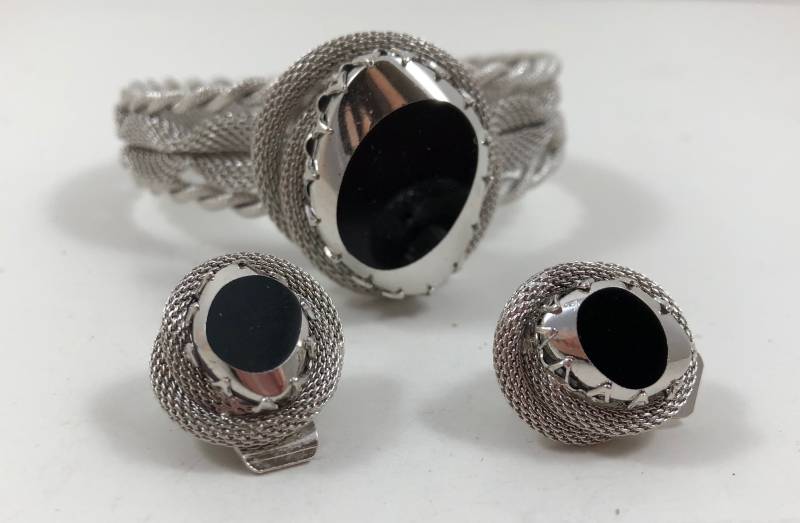 1960Er Continental Schwarz Und Silber Mesh Clamper Armband Ohrringe 1960Er Continental Schwarz Und Silber Mesh Clamper Armband Ohrringe von VintagePrairieGems