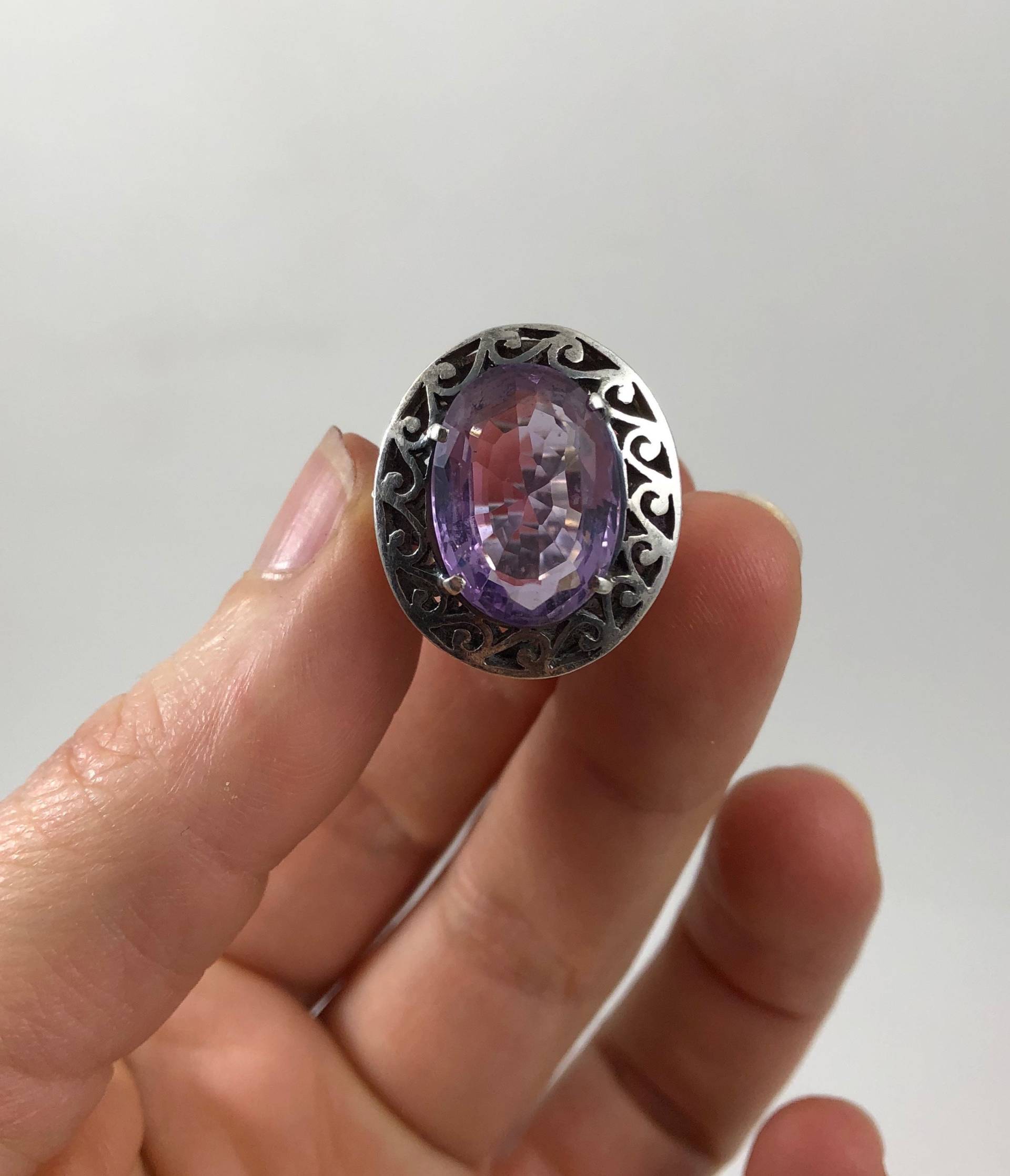 Großer Vintage Sterling Silber Amethyst Dinner Cocktail Statement Damenring Großer Vintage Sterling Silber Amethyst Dinner Cocktail Statement Damenring von VintagePrairieGems