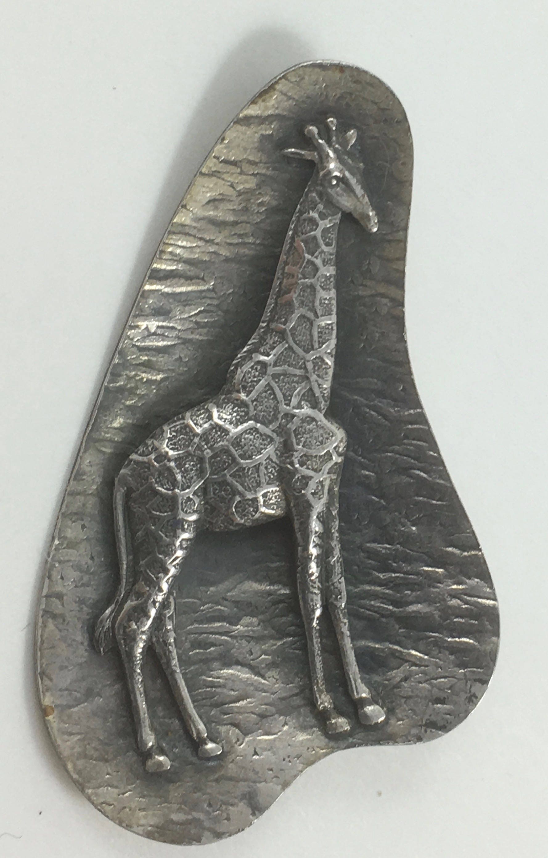 Verkauf Mid Century Modern Modernist Candi Südafrika Sterling Silber Giraffe Brosche Verkauf Mid Century Modern Modernist Candi Südafrika Sterling Silber Giraffe Brosche von VintagePrairieGems