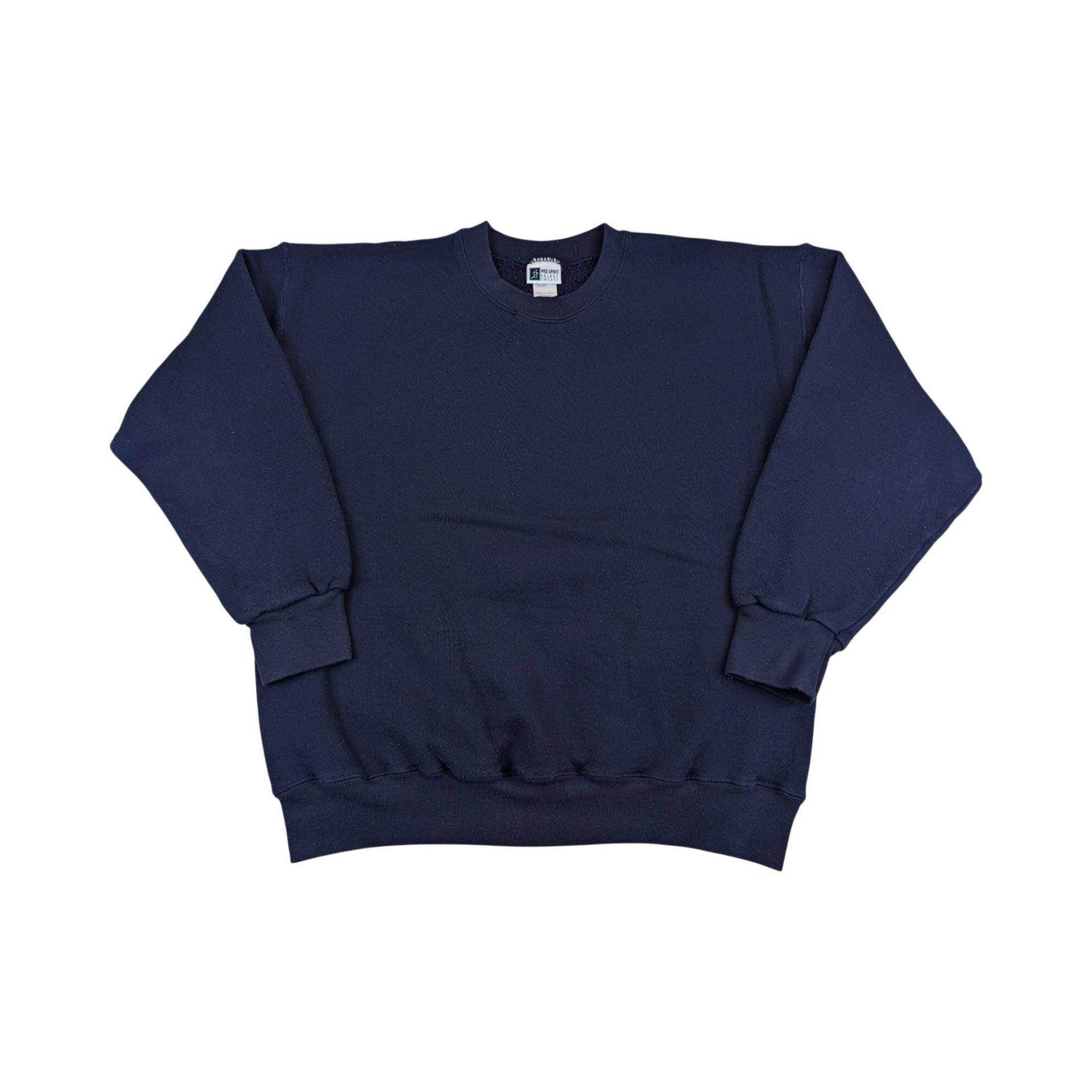 Vintage Sweatshirt Gr Xl Navy Pro Spirit Select Sweats Pullover Aus 50/50 Uni Basic Crewneck 1990Er Jahre Made in Usa Vintage Sweatshirt Gr Xl Navy Pro Spirit Select Sweats Pullover Aus 50/50 Uni Basic Crewneck 1990Er Jahre Made in Usa von VintagePremiumShirts