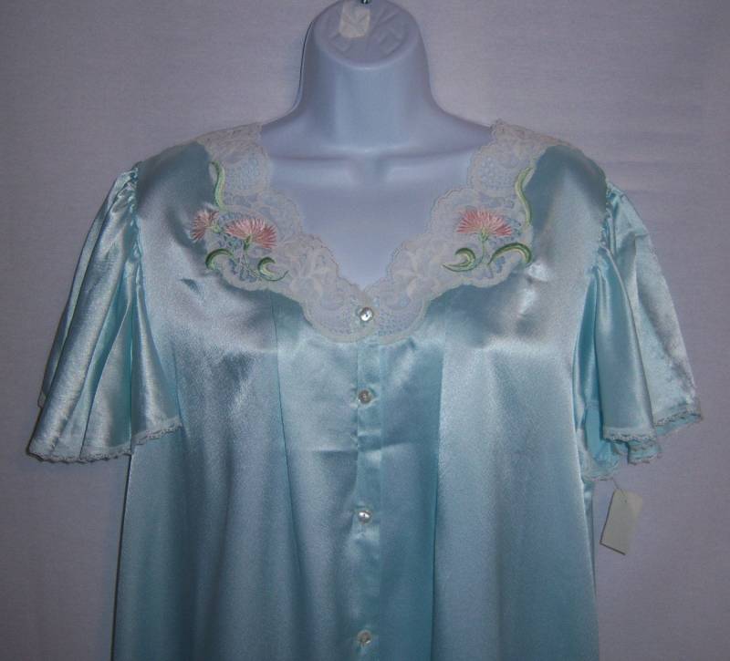 Vintage Eve Stillman Nachthemd Hellblau Satin Spitze Besticktes Chemise Kleid Peignoir Großer Schlaf Nos Deadstock Neu Mit Etikett von VintagePrepGirl