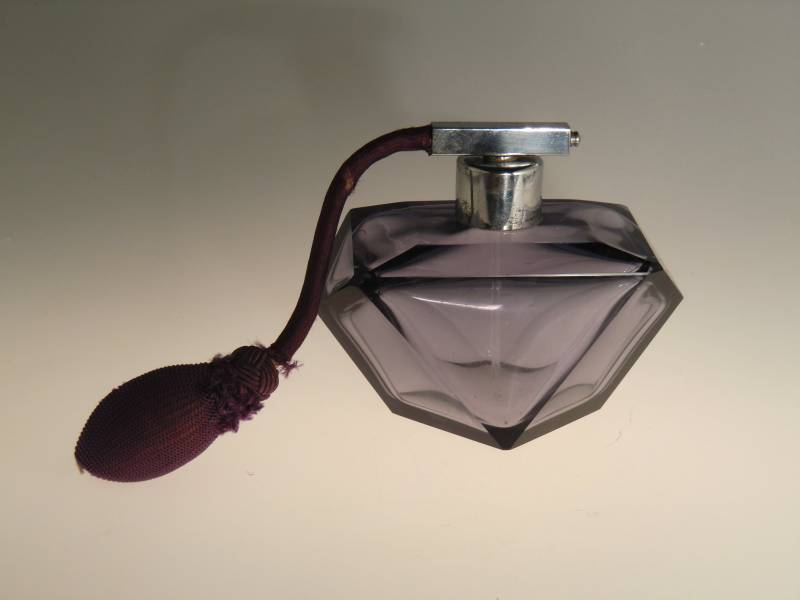 Boho Böhmen Jugendstil Deko Moose Schliff Violett Glas Parfümflasche Mit Zerstäuber von VintageRetroEu