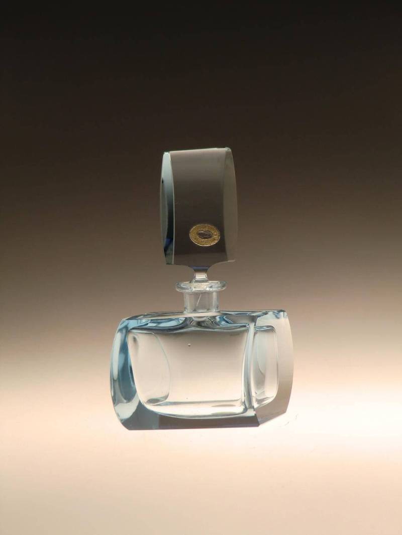 Boho Czech Art Deco Aquamarin Blau Geschliffene Glas Parfümflasche Von Schlevogt von VintageRetroEu