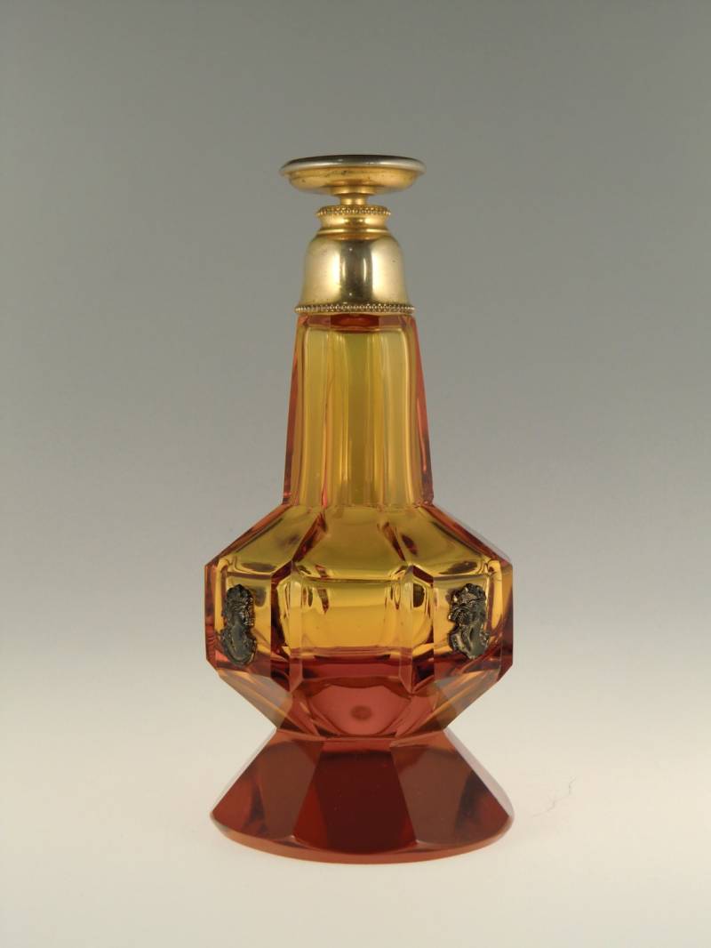 Boho Czech Art Deco Bernsteinschliff Bernsteinglas Parfum Flakon Mit Kamee Von Moser von VintageRetroEu