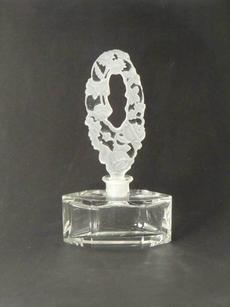 Boho Czech Art Deco Glasschliff Parfüm Flasche Floral Motiv von VintageRetroEu