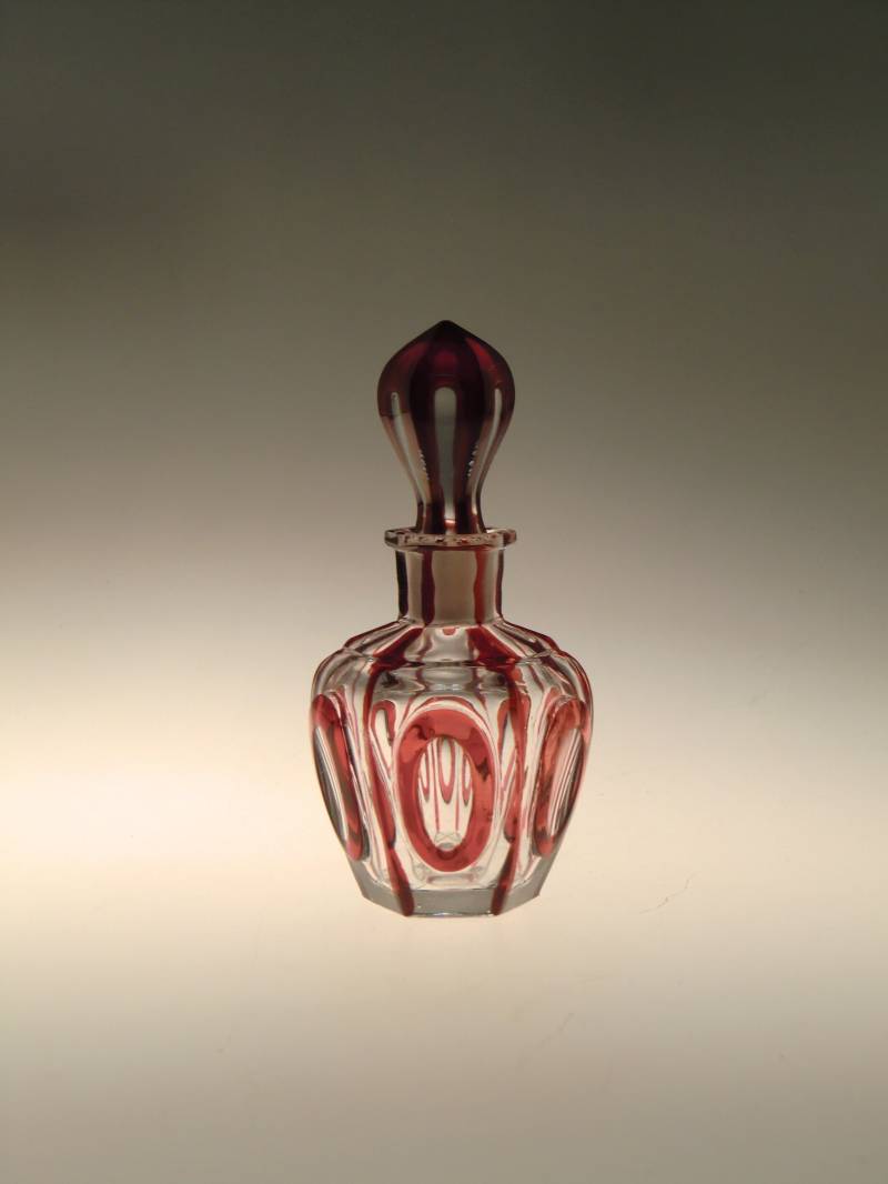 Boho Czech Biedermeier Victorian Era Glasschliff Parfüm Flacon von VintageRetroEu