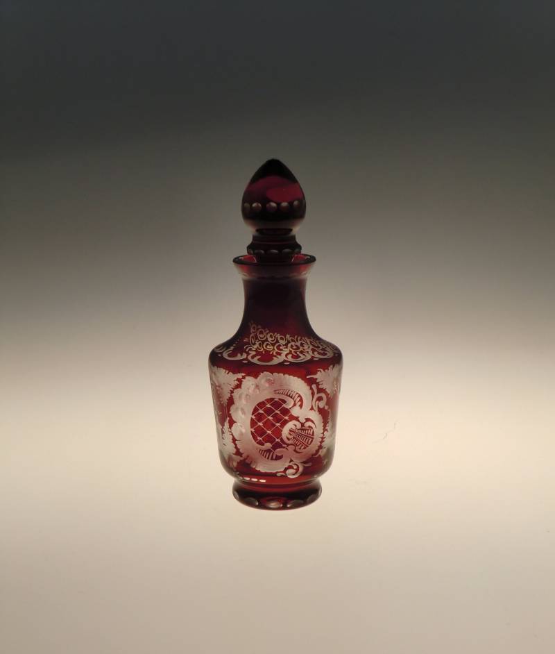 Boho Czech Egermann Jugendstil Deko Hand Geschnittenes Glas Rubin Klar Parfüm Flacon von VintageRetroEu