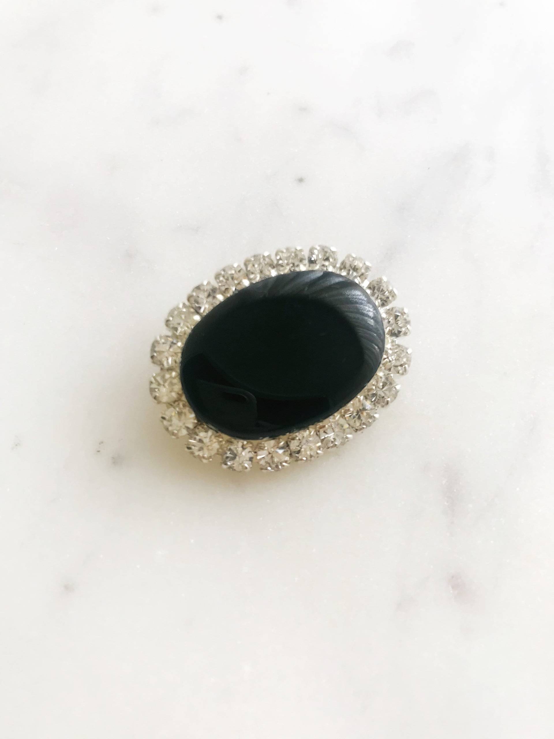 Kleine Vintage Bakelit Kristall Brosche Kleine Vintage Bakelit Kristall Brosche von VintageRetroHandmade